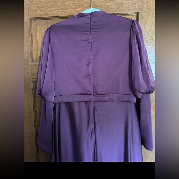 Brand new formal long sleeve gown! Purple color - Picture 5 of 5